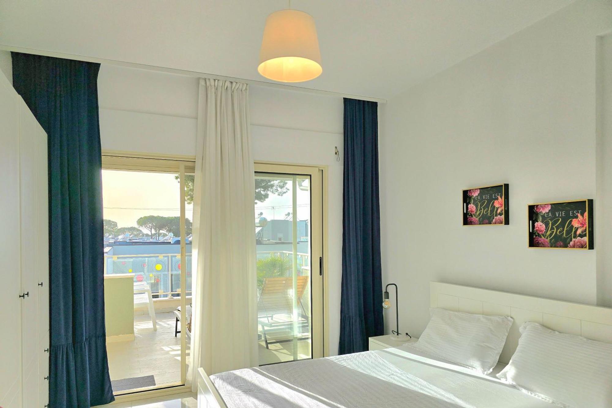 Perla Penthouse - Happy Apartment Plazhi San Pietro