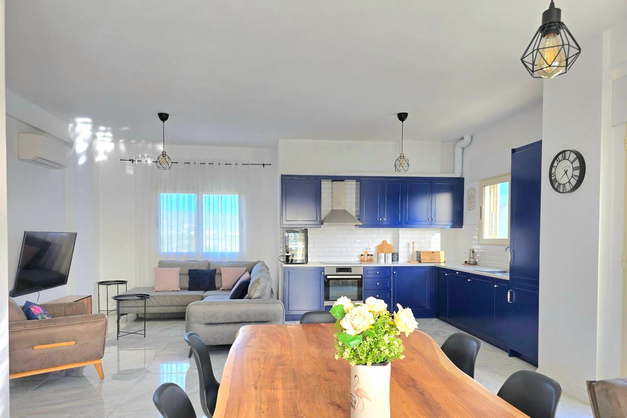 Perla Penthouse - Happy *